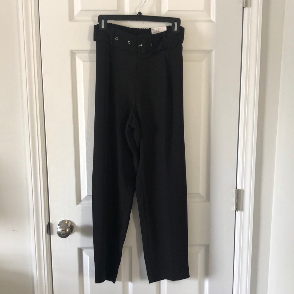 Belted Tapered Carrot Pants